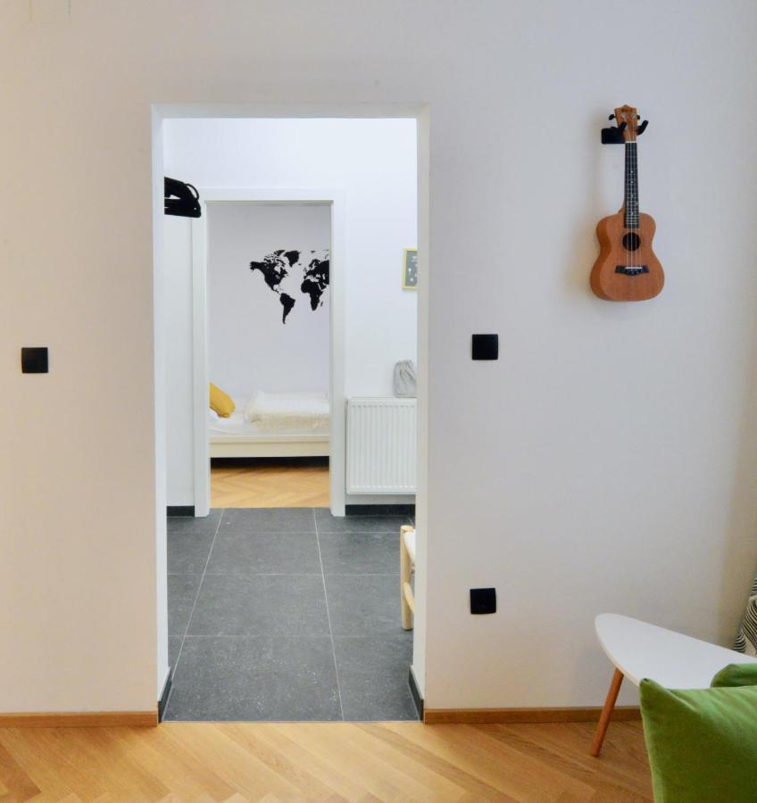 Modern Flat With Parking Space Apartment Виена Екстериор снимка