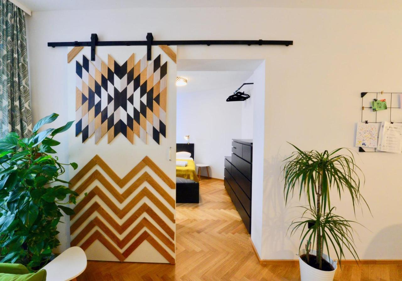 Modern Flat With Parking Space Apartment Виена Екстериор снимка